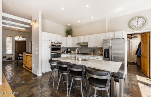 4019 Sunrise Dr, Park City UT 84098-4757 exterior