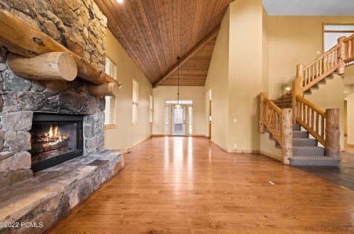 4923 Charlais Ln, Park City UT 84098-7552 exterior