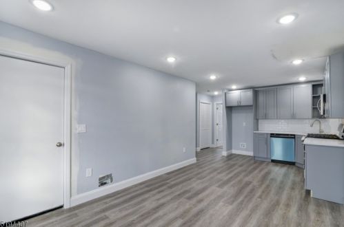 96 Greylock Ave, Belleville NJ 07109-3326 exterior