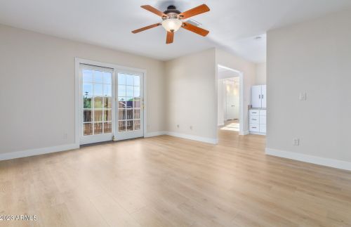 3835 Ahwatukee Dr, Phoenix AZ 85044-2033 exterior