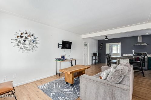 1819 45th St, Phoenix AZ 85032-2387 exterior