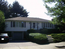 62 Albemarle Rd, Newton, MA 02460-1108