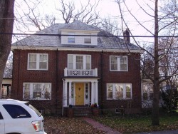 44 Lombard St, Newton, MA 02458-2514