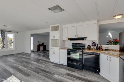 18439 2nd St, Phoenix AZ 85022-1008 exterior