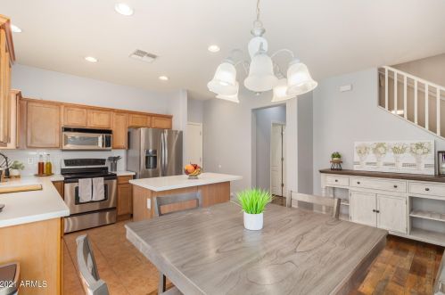 1948 77th Gln, Phoenix AZ 85035-5055 exterior