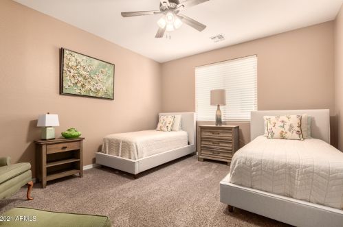 5227 Desperado Way, Phoenix AZ  85083-7353 exterior