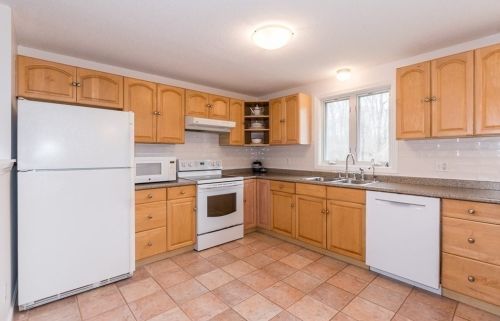 1227 Main St, Dighton MA 02715-1203 exterior