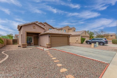 1818 63rd Dr, Phoenix AZ  85043-5748 exterior