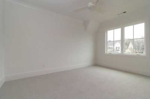 2360 Colonial Dr, Atlanta GA 30341-0048 exterior