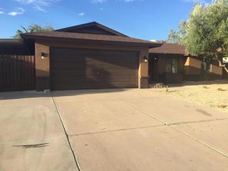 3916 Pershing Ave, Phoenix, AZ 85032-6618