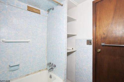 11 Van Rensselear St, Belleville NJ 07109-2911 exterior