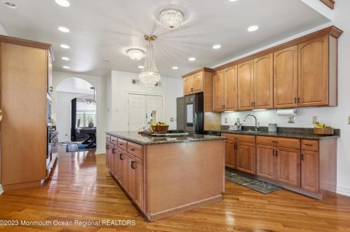 750 Farmingdale Rd, Jackson Twp NJ 08527-4301 exterior