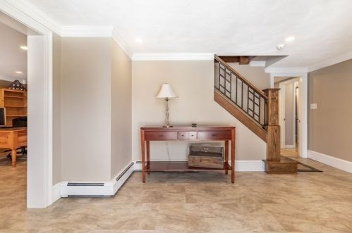 5 Juniper Rd, Lynnfield MA 01940-2416 exterior