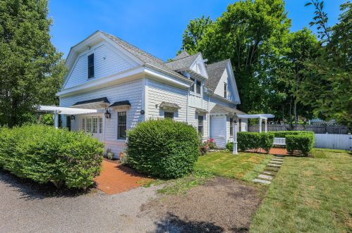 40 Main St, Falmouth MA 02540-3129 exterior