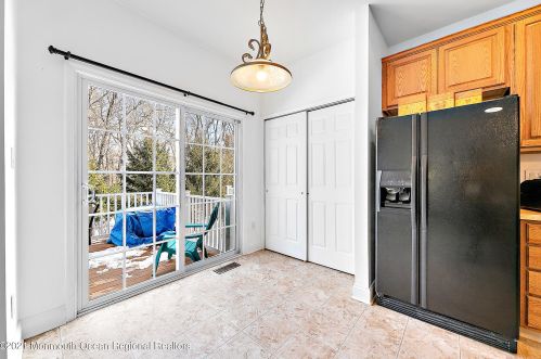 19 Brookfield Dr, Jackson Twp NJ 08527-3865 exterior