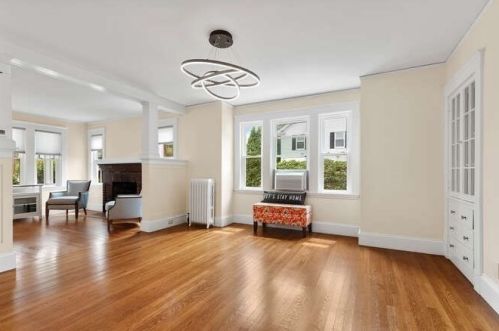 6 Frankwood Ave, Beverly MA  01915-1008 exterior