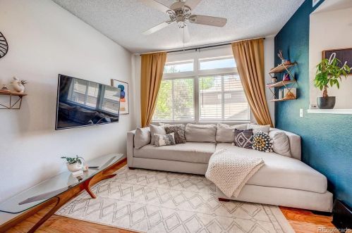 6001 Yosemite St, Englewood, CO 80111-5160