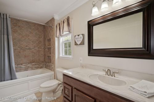 5 Mt Olive Ln, Jackson Twp NJ 08527-4835 exterior