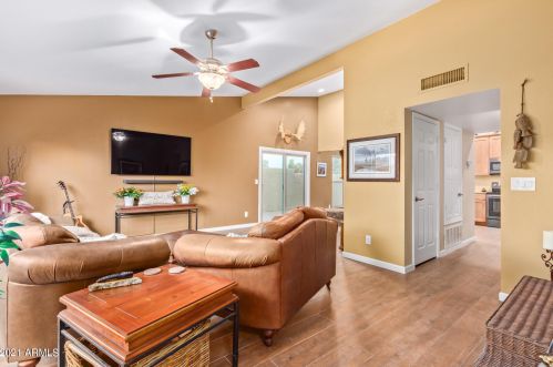 4150 Agave Rd, Phoenix AZ 85044-4672 exterior