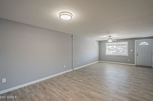 1614 65th Ave, Phoenix AZ 85033-1603 exterior