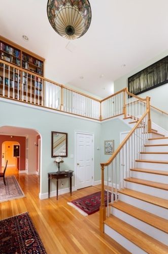 568 Furnace Brook Pkwy, Quincy, MA 02170-3730