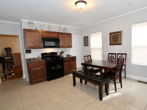 31 Boardman St, Worcester MA 01606-2784 exterior