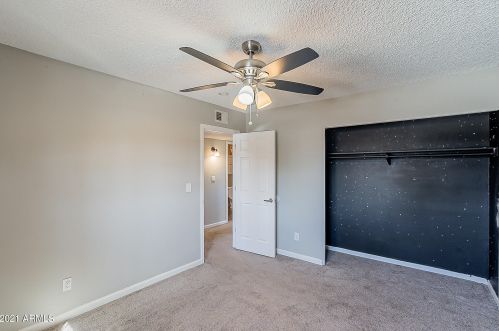 2854 Clarendon Ave, Phoenix AZ 85018-5552 exterior