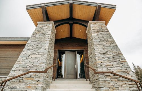 215 White Pne Cyn Rd, Park City UT 84060-6514 exterior