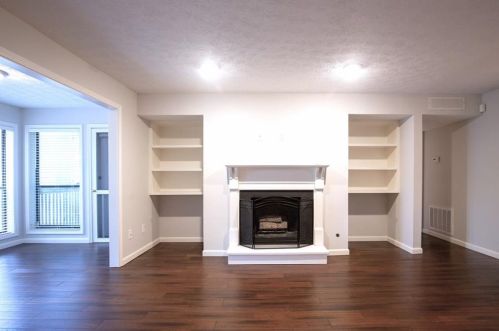 305 Dunbar Dr, Atlanta, GA 30338-6545