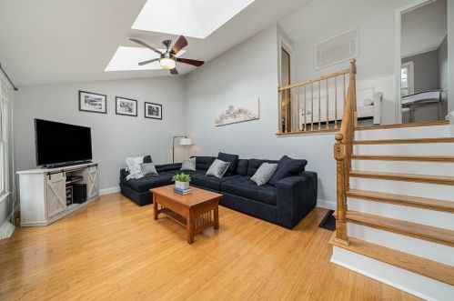 395 King James Blvd, Taunton MA  02780-7703 exterior