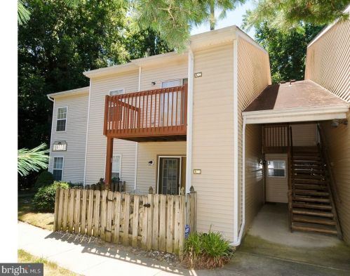 1304 Tristram Cir, West Deptford NJ 08051-2256 exterior