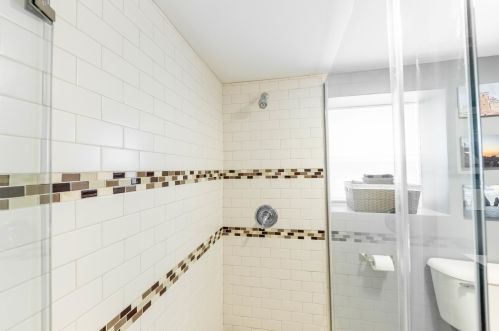 1907 Wenonah Ave, Forest View IL 60402-1666 exterior