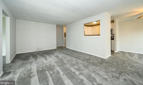 108 Steeplechase Ct, West Deptford NJ 08096-6816 exterior