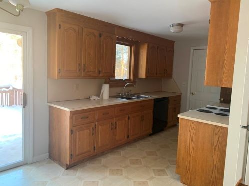 78 Riv Rd, Norfolk MA 02056-1270 exterior