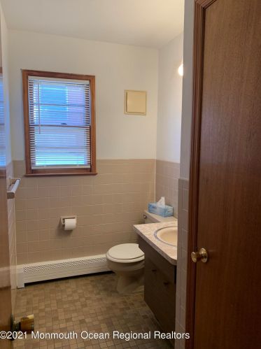 51 Laurel Ave, Kearny NJ 07032-2951 exterior