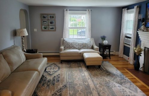 16 Adorn St, Weymouth MA 02188-1202 exterior