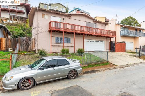 2000 Placer Dr, San Leandro, CA 94578-1339