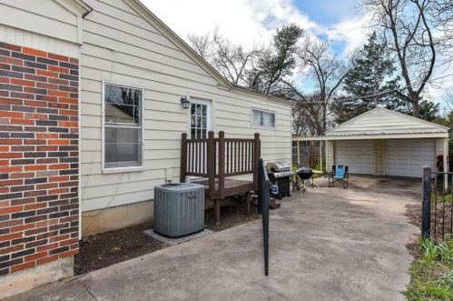 4048 Winfield Ave, Fort Worth TX 76109-3729 exterior