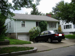 92 Oakdale Rd, Newton, MA 02459-2627