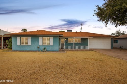 2126 Cambridge Ave, Phoenix, AZ 85009-1948