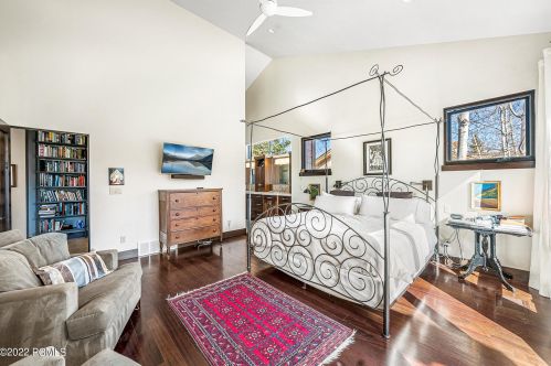 1995 Kidd Cir, Park City UT 84098-8512 exterior