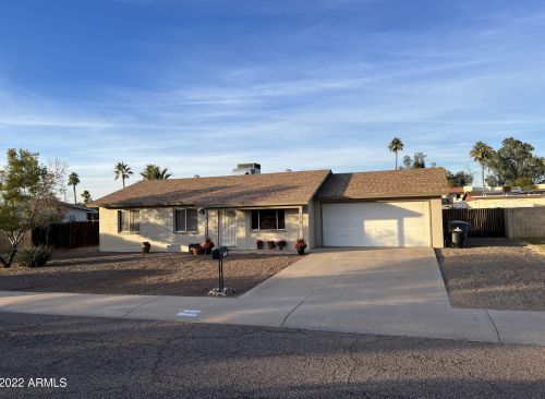 2228 Bluefield Ave, Phoenix, AZ 85023-1215