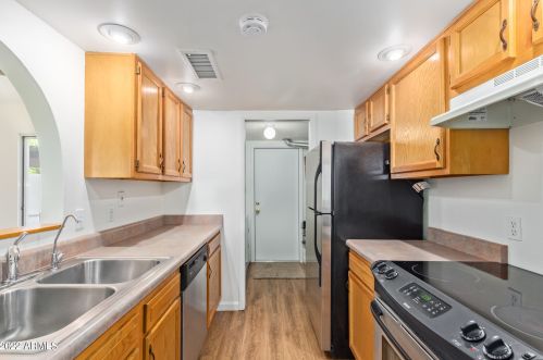 5336 3rd Ave, Phoenix AZ 85086-7200 exterior