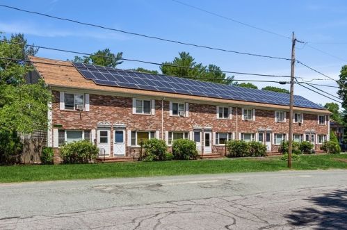 8 Robins St, East Bridgewater, MA 02333-2534