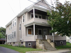 316 Derby St, Newton, MA 02465-1008