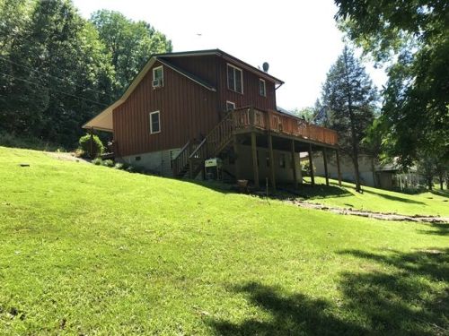 1302 Lake Forest Ln, Westview KY  40178-5154 exterior