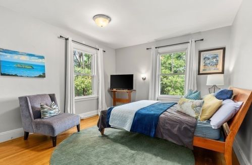 57 Grove Hill Ave, Newton MA 02460-2335 exterior