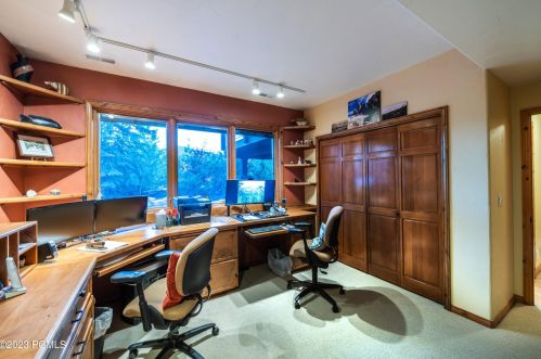 2068 Mahre Dr, Park City UT 84098-8508 exterior