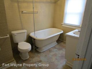 3415 Smith St, Fort Wayne IN  46806-4217 exterior