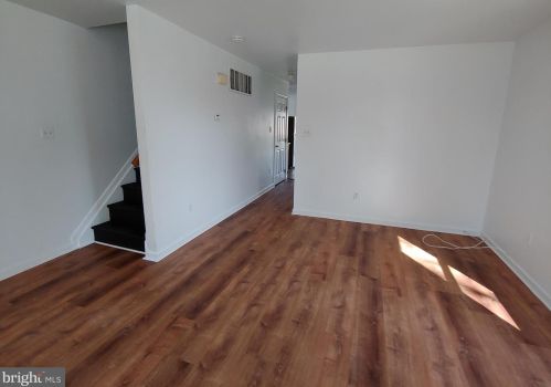 15 Jefferson St, West Deptford NJ  08066-1261 exterior